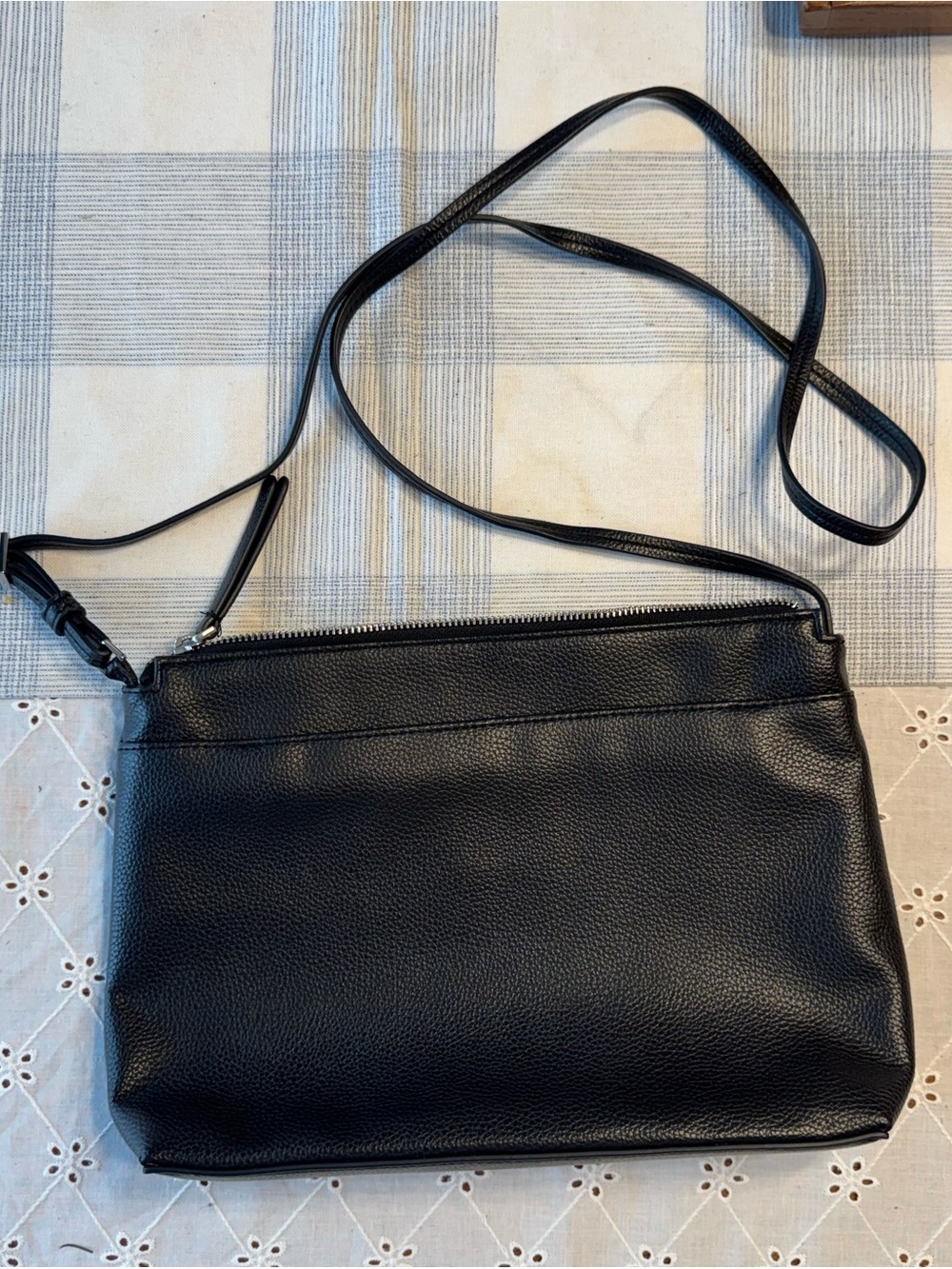 Vera Bradley pebbled leather crossbody bag